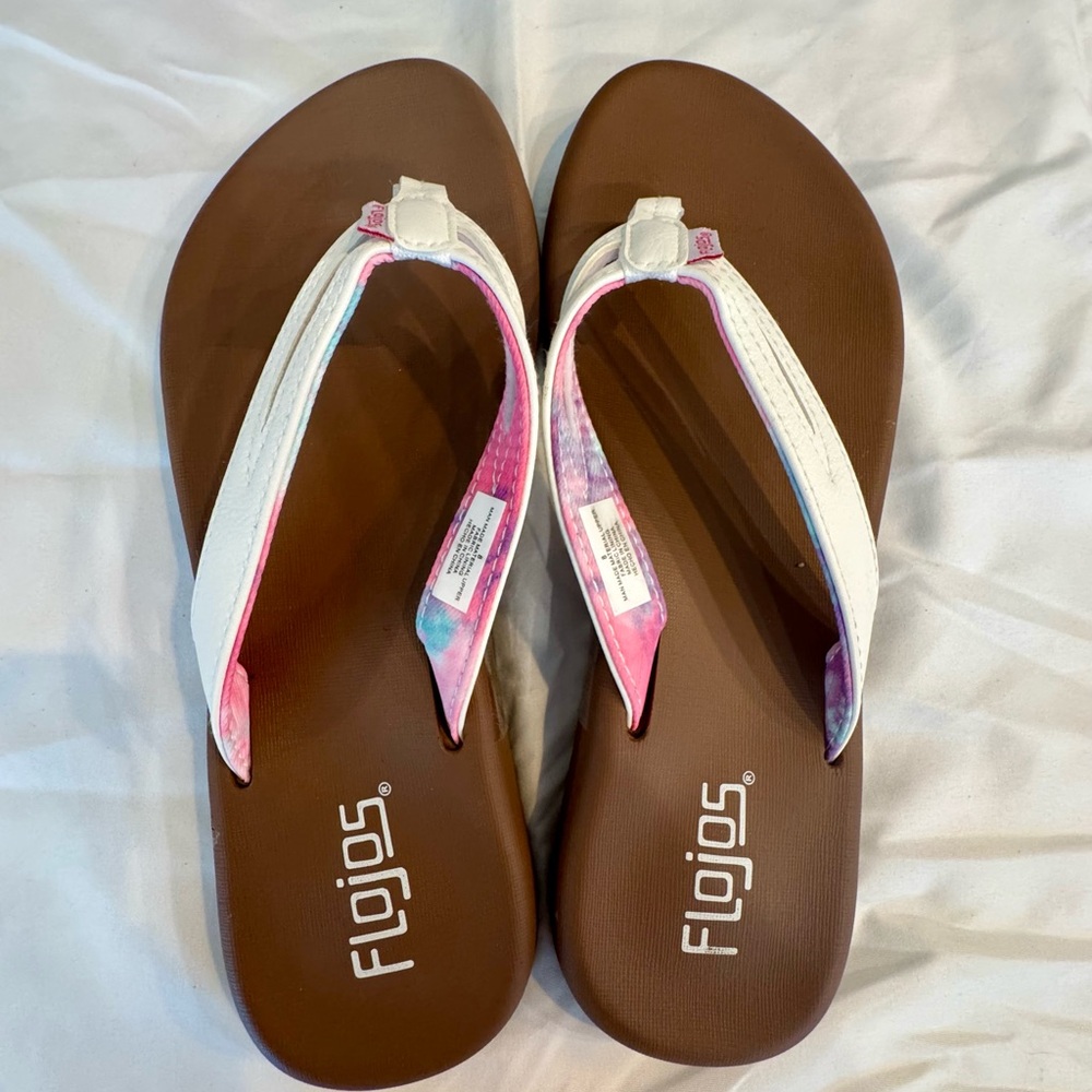 Flojos Women's White and Brown Sandals